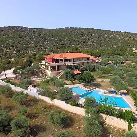Aparthotel Moonbeam Pefkari